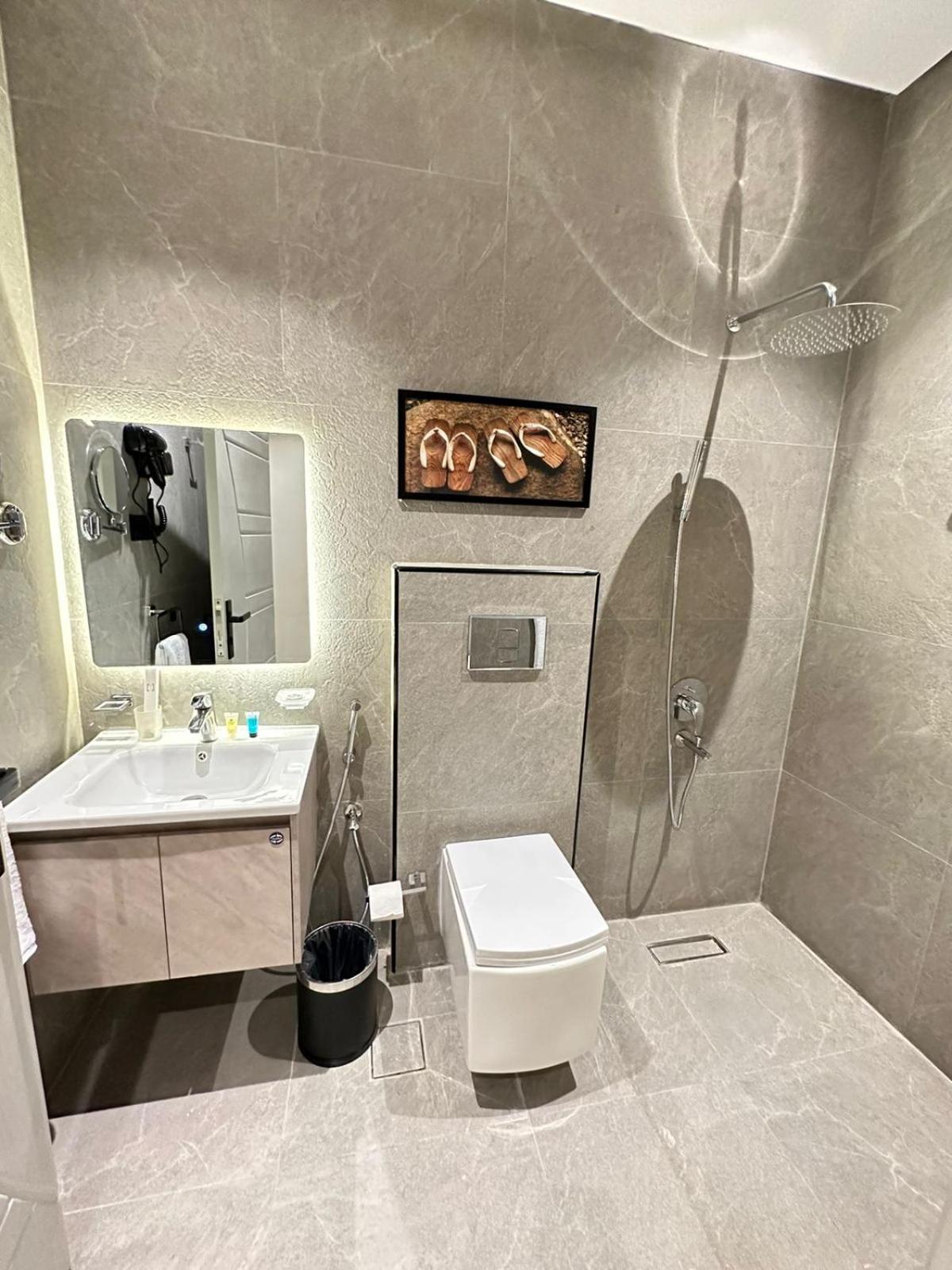 Xyz Hotel Qurtoba Riyadh Luaran gambar