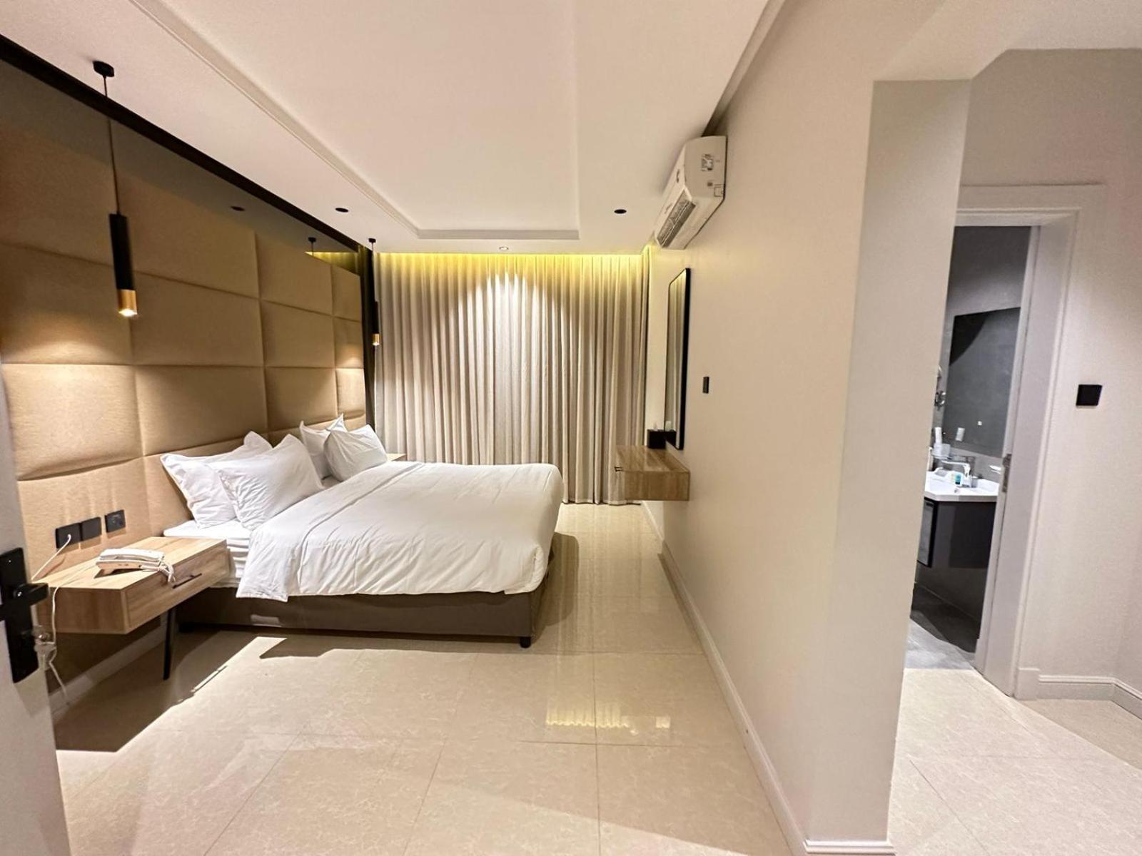 Xyz Hotel Qurtoba Riyadh Luaran gambar